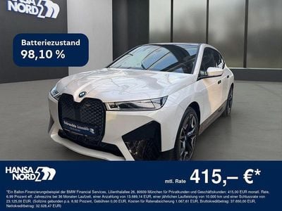 Gebraucht BMW iX Sport Line 239 kW (326 PS) 2023 Weiss / mineralweiss (metallic) SUV