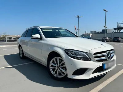 Gebraucht Mercedes C220 194 PS (142 kW) 2019 Weiß Kombi