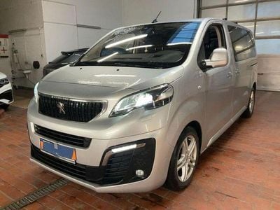 Gebraucht Peugeot Traveller Allure 177 PS (130 kW) 2018 Silber Van / Kleinbus
