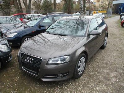 Gebraucht Audi A3 Attraction 125 PS (91 kW) 2010 Grau Kleinwagen