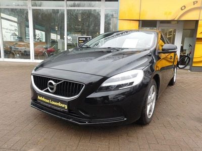 Begagnad Volvo V40 190 HK (139 kW) 2018 Svart Sedan