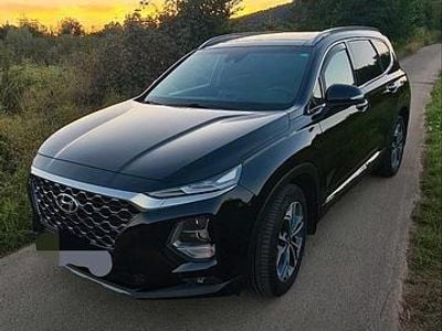 Gebraucht Hyundai Santa Fe 200 PS (147 kW) 2020 Schwarz SUV