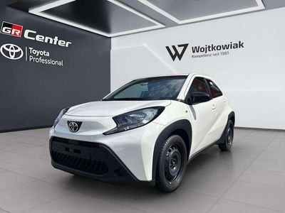 Neu Toyota Aygo X Business Edition 72 PS (52 kW) 2026 Weiß SUV
