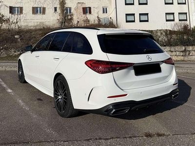 Gebraucht Mercedes C180 AMG 170 PS (125 kW) 2023 Weiß Kombi