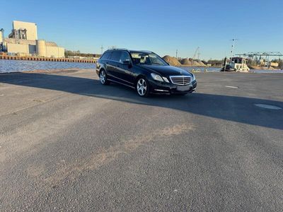 Mercedes E300
