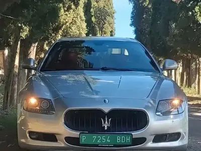 Usata Maserati Quattroporte GT 441 CV (324 kW) 2010 Argento Berlina