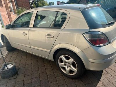 Gebraucht Opel Astra 90 PS (66 kW) 2007 Grau Limousine