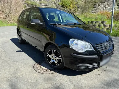 Gebraucht VW Polo 69 PS (50 kW) 2009 Schwarz Kleinwagen