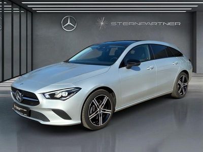 Gebraucht Mercedes CLA200 Shooting Brake Night 150 PS (110 kW) 2022 Silber Kombi
