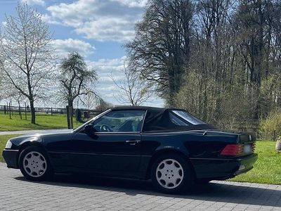Second-hand Mercedes SL300 231 CP (169 kW) 1992 Negru Cabrio