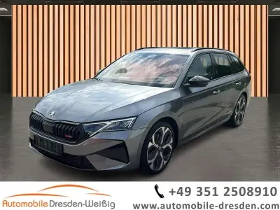 Gebraucht Skoda Octavia RS 265 PS (194 kW) 2025 Grau grau (metallic) Kombi