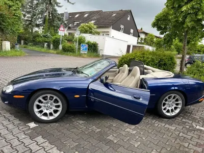 Gebraucht Jaguar XK8 284 PS (208 kW) 2000 Blau Cabrio