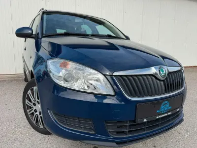 Gebraucht Skoda Roomster Plus Edition 105 PS (77 kW) 2011 Blau Van / Kleinbus