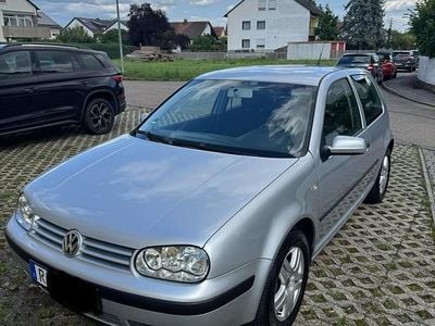 VW Golf IV