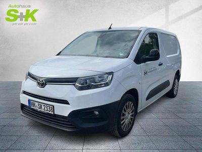 Ice white (weiß) Gebraucht 2023 Toyota Proace City City Van / Kleinbus | 24.480 € (Teuer)
