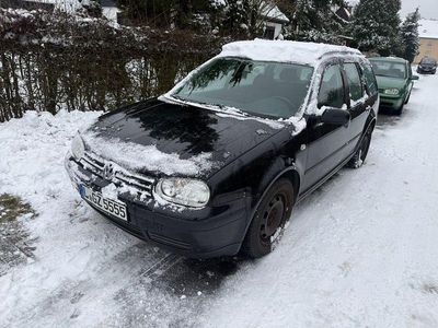 Schwarz Gebraucht 2001 VW Golf IV Trendline Kombi | 2.199 € (Fairer Preis)
