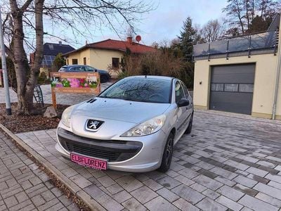 Gebraucht Peugeot 206 60 PS (44 kW) 2009 Silber Limousine
