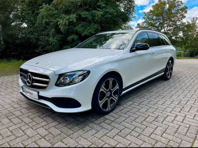 Gebraucht Mercedes E300 254 PS (186 kW) 2018 Weiß Kombi
