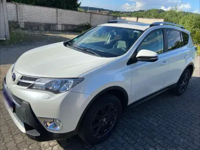 Gebraucht Toyota RAV4 Executive 150 PS (110 kW) 2014 Weiß SUV