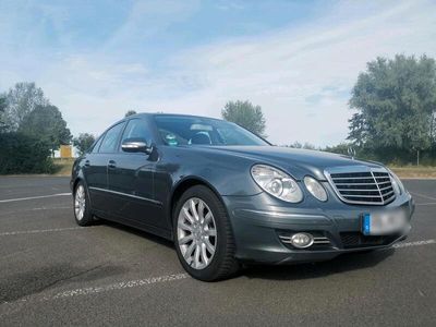 Mercedes E320