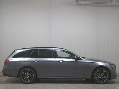Gebraucht Mercedes E300 AMG line 306 PS (225 kW) 2020 Grau Limousine