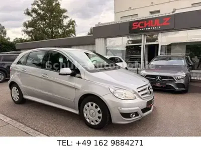 Gebraucht Mercedes B170 116 PS (85 kW) 2008 Silber Van / Kleinbus