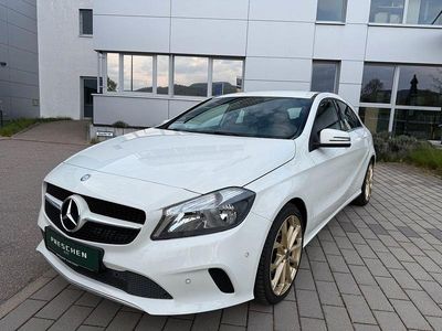 Second-hand Mercedes A200 Style 136 CP (100 kW) 2015 Alb Berlinǎ