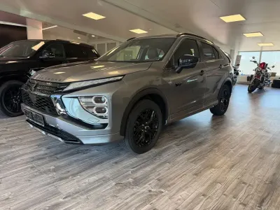 Gebraucht Mitsubishi Eclipse Cross Plus 98 PS (72 kW) 2022 Grau SUV