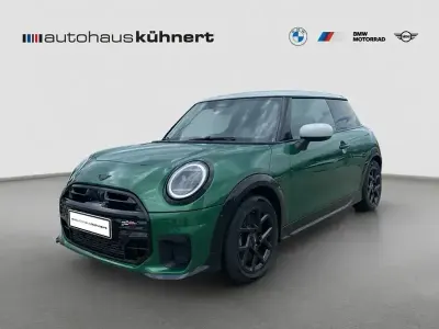 Gebraucht Mini John Cooper Works 156 PS (114 kW) 2024 Grün Kleinwagen