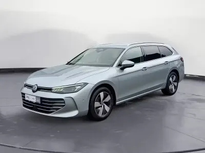 Gebraucht VW Passat Business 150 PS (110 kW) 2025 Oyster silver metallic Kombi