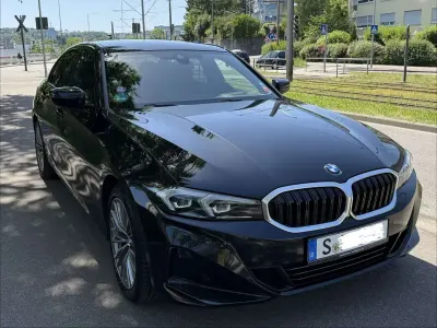 Gebraucht BMW 318 156 PS (114 kW) 2023 Schwarz Limousine