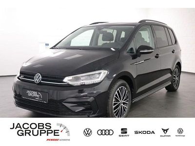 Schwarz Gebraucht 2024 VW Touran Highline Van / Kleinbus | 36.880 € (Fairer Preis)