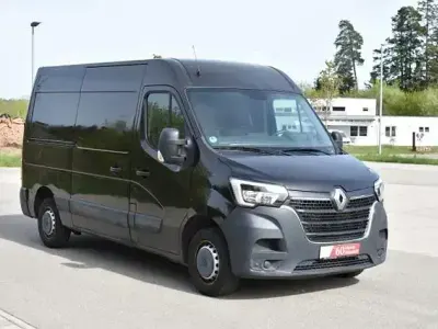 Używany Renault Master 180 KM (132 kW) 2022 Czarny Minivan