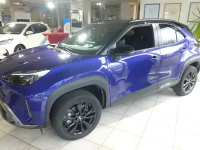 Gebraucht Toyota Yaris Cross Executive 131 PS (96 kW) 2025 Auf anfrage SUV