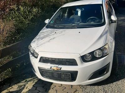 Gebraucht Chevrolet Aveo 84 PS (61 kW) 2011 Weiß Limousine