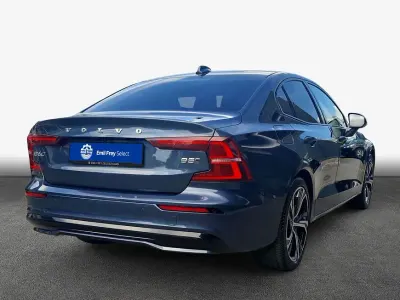 Gebraucht Volvo S60 184 PS (135 kW) 2024 Limousine