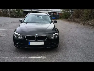 Gebraucht BMW 320 Advantage 190 PS (139 kW) 2018 Schwarz Kombi