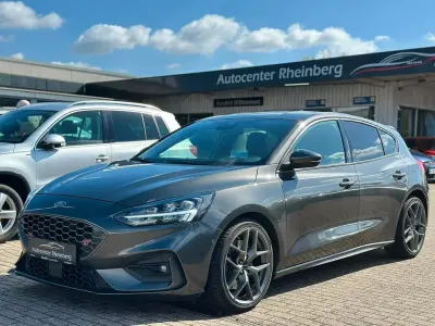 Używany Ford Focus ST 280 KM (205 kW) 2020 Magnetic Sedan/Limuzyna