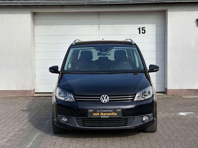 Gebraucht VW Touran Cup 140 PS (102 kW) 2014 Schwarz Van / Kleinbus