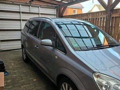 Gebraucht Opel Zafira 115 PS (84 kW) 2009 Silber Van / Kleinbus