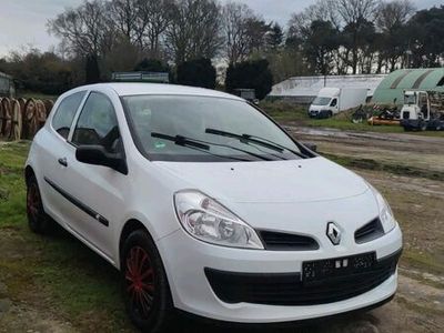 gebraucht Renault Clio III 1.5 dci erste hand mit 2 Jahre Tüv