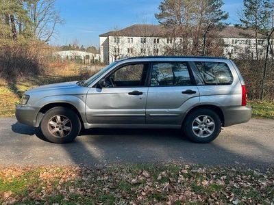 Gebraucht Subaru Forester 125 PS (91 kW) 2002 Silber SUV