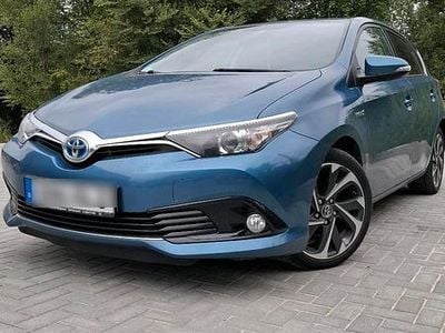 Toyota Auris Hybrid