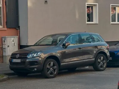 Gebraucht VW Touareg 239 PS (175 kW) 2010 Braun SUV