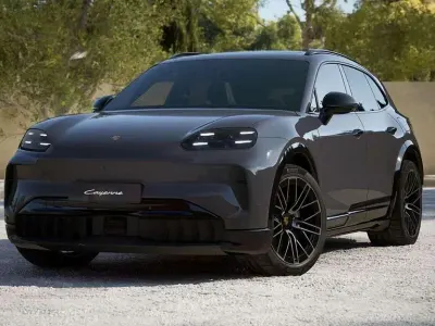 Nuova Porsche Cayenne Electric 300 kW (408 CV) 2026 Grigio SUV