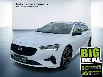 Używany Opel Insignia Ultimate 200 KM (147 kW) 2022 Biały Kombi