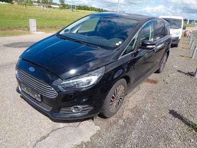 Schwarz Gebraucht 2019 Ford S-MAX Titanium Van / Kleinbus | 5.500 € (Guter Preis)