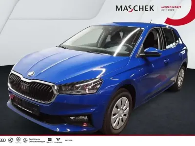 Gebraucht Skoda Fabia Essence 80 PS (58 kW) 2024 Energy blau Kleinwagen
