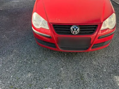 Gebraucht VW Polo 54 PS (39 kW) 2007 Rot Kleinwagen