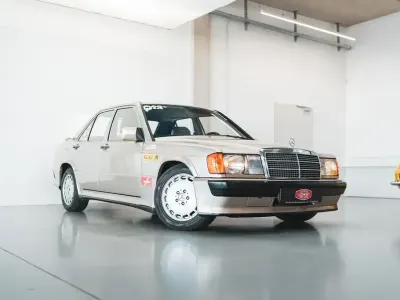 Gebraucht Mercedes 190 185 PS (136 kW) 1984 Silber Limousine